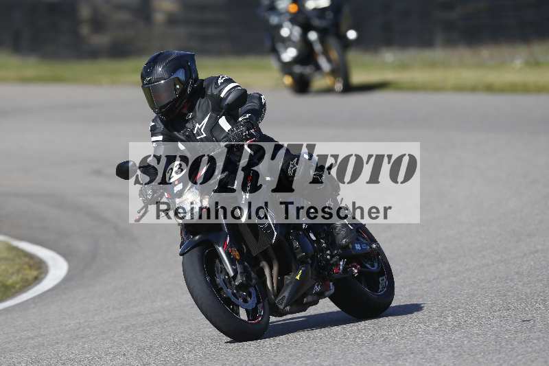 /01 02.04.2026 MAZ ADR/Gruppe rot/23